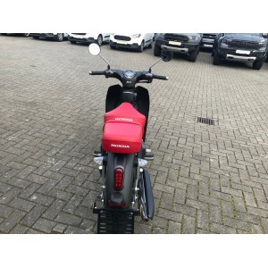 OFFF Honda Súper Cub 125 NEGRAROJA