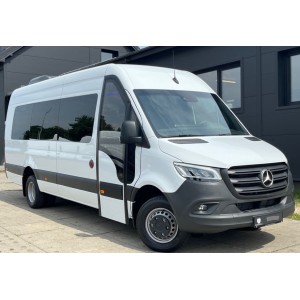 077 Mercedes-Benz Sprinter...