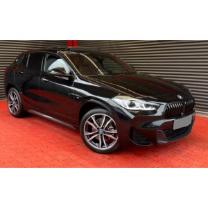 0002 (853) BMW X2 xDrive...