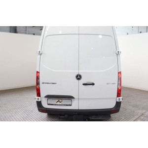 0045 (898) Mercedes-Benz Sprinter 317 CDI KASTEN L2H2 LEDER,KAMERA,KLIMA