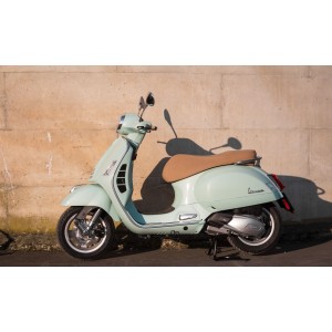 0084 (939) Vespa GTS 125ie Versand + 3. Jahr Garantie !