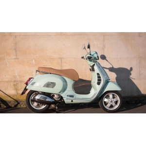 0084 (939) Vespa GTS 125ie Versand + 3. Jahr Garantie !