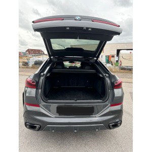 0121 (977) BMW X6 xDrive30d -