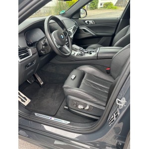 0121 (977) BMW X6 xDrive30d -