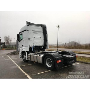 0123 (980) Mercedes Benz - Actros 1851