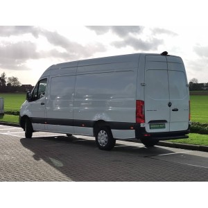 0126 (983) Mercedes Benz - Sprinter 317 Maxi