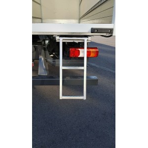 0130 (986) Mercedes-Benz Atego 12xx Koffer 730 x 249 x 265 cm