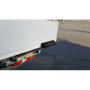 0130 (986) Mercedes-Benz Atego 12xx Koffer 730 x 249 x 265 cm