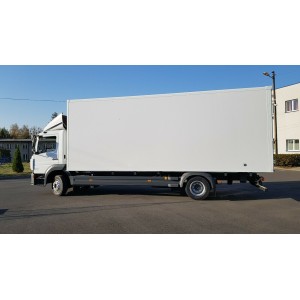 0130 (986) Mercedes-Benz Atego 12xx Koffer 730 x 249 x 265 cm