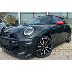 0152 (1018) MINI Cooper S...