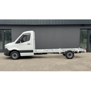 0166 (1033) Mercedes-Benz Sprinter 317 CDI