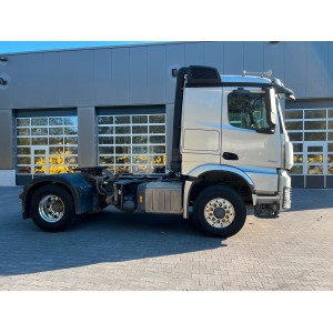 Mercedes Benz Arocs1 RF:14655589