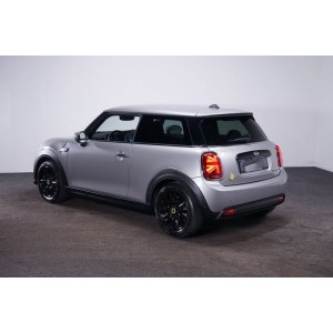 MINI Cooper SE 32.6 kWh Classic Trim RF:14720267