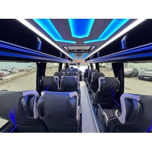 54 / 5.000 Mercedes-Benz SPRINTER 519 BUS 20+1 VIP CÁMARA WEBASTO
