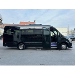 54 / 5.000 Mercedes-Benz SPRINTER 519 BUS 20+1 VIP CÁMARA WEBASTO