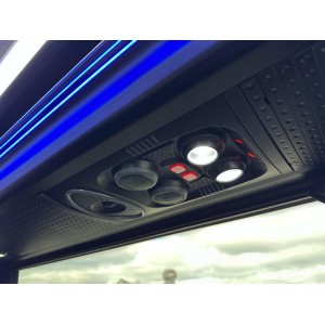 54 / 5.000 Mercedes-Benz SPRINTER 519 BUS 20+1 VIP CÁMARA WEBASTO