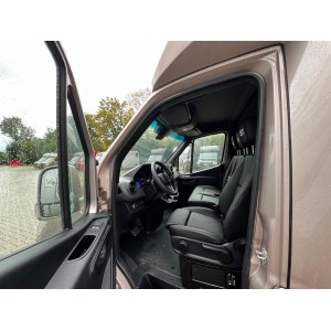 Mercedes-Benz STX Sprinter 3.500KG Haras Hengste