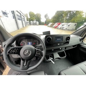 Mercedes-Benz STX Sprinter 3.500KG Haras Hengste