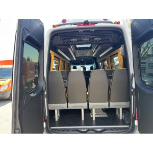 Silla de ruedas Mercedes-Benz Modelo Comfort XL 517 Sprinter