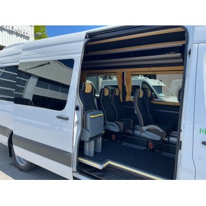 Silla de ruedas Mercedes-Benz Modelo Comfort XL 517 Sprinter