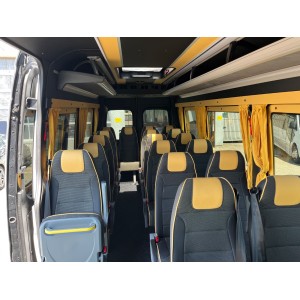 Silla de ruedas Mercedes-Benz Modelo Comfort XL 517 Sprinter