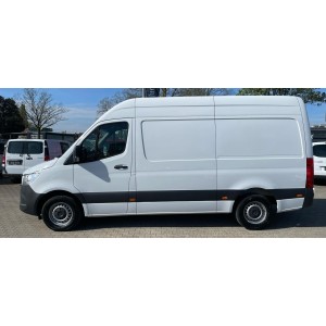 Mercedes-Benz Sprinter 319 CDI *AUTO*AHK2,8to*MBUX*NAVI