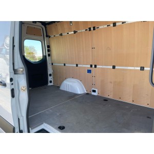 Mercedes-Benz Sprinter 319 CDI *AUTO*AHK2,8to*MBUX*NAVI