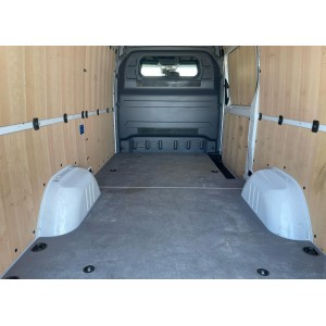 Mercedes-Benz Sprinter 319 CDI *AUTO*AHK2,8to*MBUX*NAVI