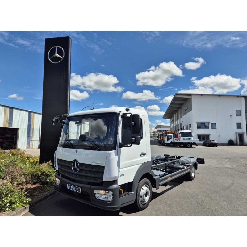 Mercedes-Benz Atego 818 L chasis, 3 unidades disponibles
