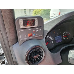 Mercedes-Benz Sprinter 415, 19, vehículo de pre-producción con asientos para dormir