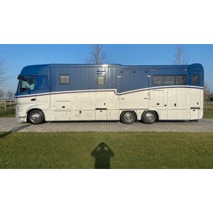 Mercedes-Benz Actros 2651 STX Plataforma 8 Caballos