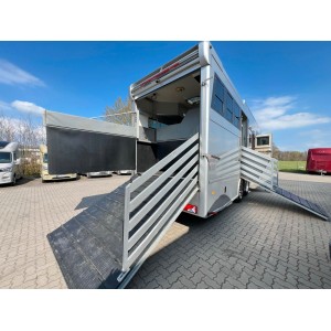 MAN 26480 Cama plegable para 5 caballos con extra cuidado