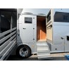 MAN 26480 Cama plegable para 5 caballos con extra cuidado