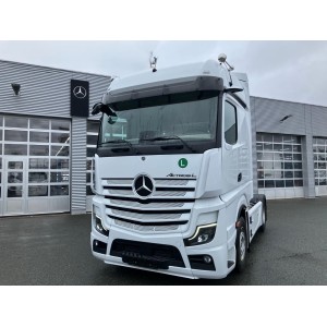 Mercedes-Benz Actros 1853 LS con toma de fuerza ACC AHK, vía H