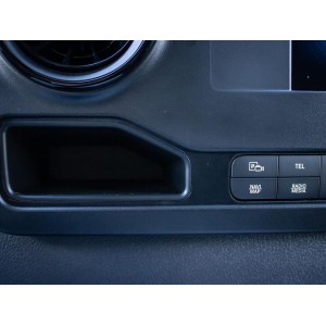 62 / 5.000 Mercedes-Benz Sprinter 317 1.9 CDI L3H2 RWD 170 CV Automático LED