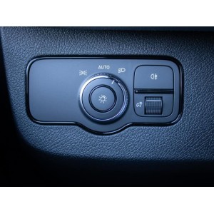 62 / 5.000 Mercedes-Benz Sprinter 317 1.9 CDI L3H2 RWD 170 CV Automático LED