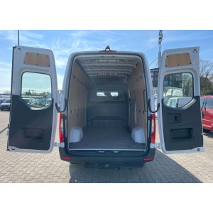 Mercedes-Benz Sprinter 319 CDI *AUTO*AHK2,8to*MBUX*NAVI