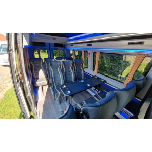 Mercedes-Benz 315 VIP Cityshuttle, vehículo de almacenamiento de 12 plazas
