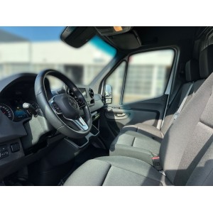 Mercedes-Benz Sprinter 317 CDI caja refrigerada L2H2 Distronic AHK