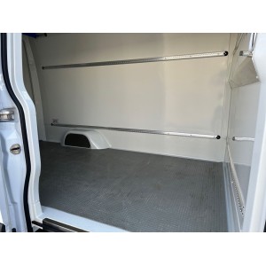 Mercedes-Benz Sprinter 317 CDI caja refrigerada L2H2 Distronic AHK