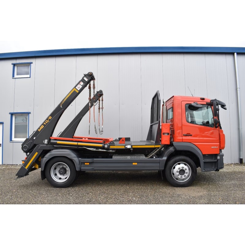 Mercedes-Benz Atego 1524 4x2 E6 portacontenedores