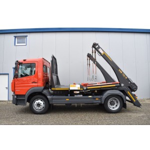 Mercedes-Benz Atego 1524 4x2 E6 portacontenedores