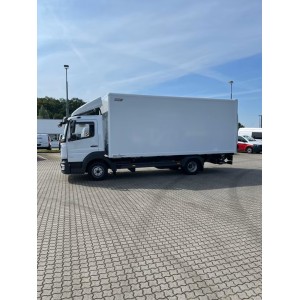 Mercedes-Benz Atego 821 L 4x2 caja/ LBW Spier AHK LED AUT