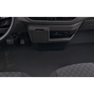 Volkswagen T7 Kombi 2.0 TDI DSG KR 5-J-GAR CÁMARA CLIM