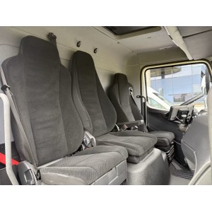 Mercedes-Benz Atego 821 BL Bakwagen / 3 plazas / Laadklep