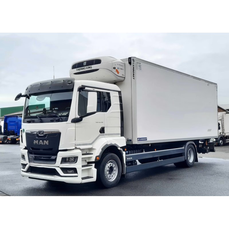Carrocería refrigerada MAN 18.430 TGS con plataforma elevadora y litera, retardador ATP