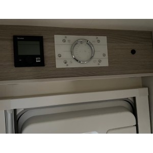 Bürstner Lineo T700 Automático, cama queen