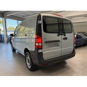 Mercedes-Benz Vito 110 KA Compacto REAJUSTE + ALAS 270° + MBUX + PTS