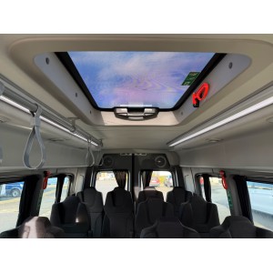 Volkswagen Crafter 17-Sitzer + 5 Stehplätze, neues Modell