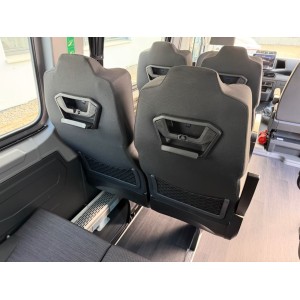 Volkswagen Crafter 17-Sitzer + 5 Stehplätze, neues Modell